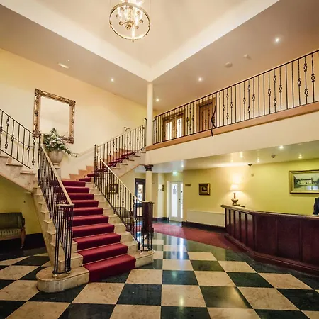 Roganstown & Country Club 4*