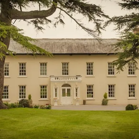 Roganstown & Country Club 4*