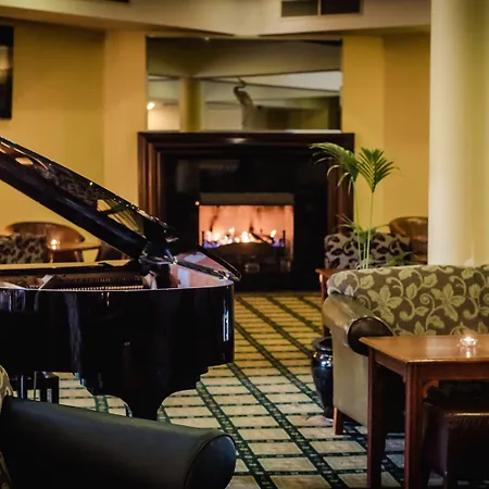 Отель Roganstown & Country Club