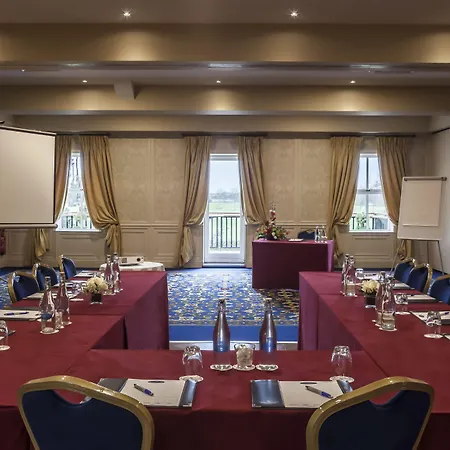 Roganstown & Country Club Szálloda 4*