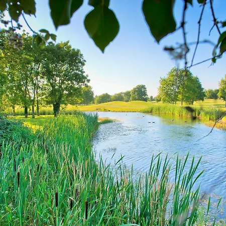 Roganstown & Country Club 4* Сводз