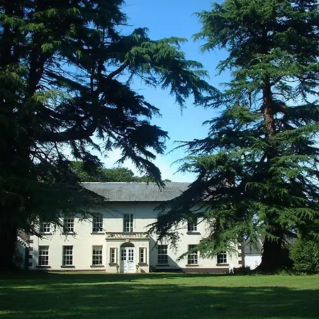 Hotel Roganstown & Country Club 4*